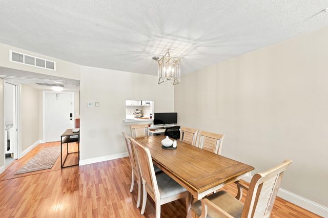 415 U.s. Highway 1 203, North Palm Beach, FL 33408