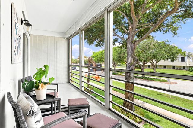 415 U.s. Highway 1 203, North Palm Beach, FL 33408