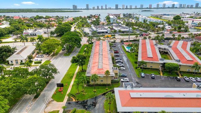 415 U.s. Highway 1 203, North Palm Beach, FL 33408