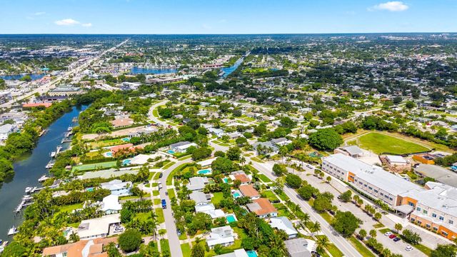 415 U.s. Highway 1 203, North Palm Beach, FL 33408