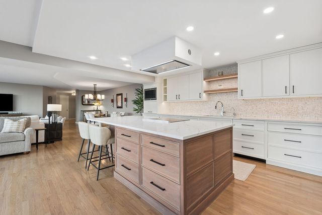 505 N Lake Shore Drive 6801, Chicago, IL 60611