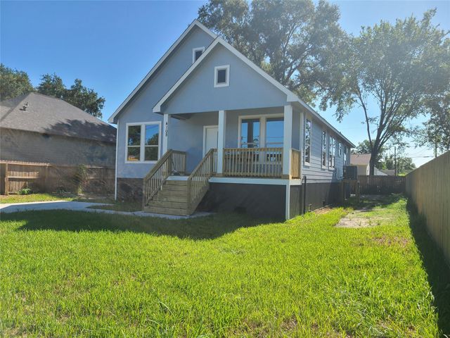 4108 Russell Street, Houston, TX 77026