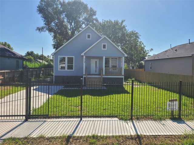 4108 Russell Street, Houston, TX 77026