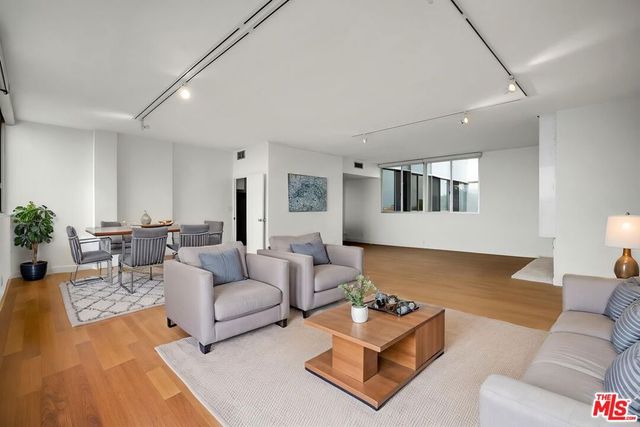17352 W Sunset Boulevard 606, Pacific Palisades, CA 90272