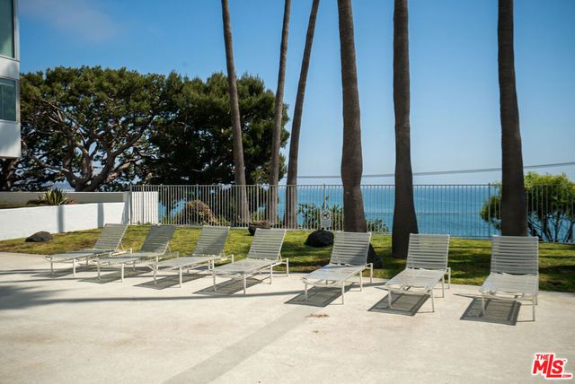 17352 W Sunset Boulevard 606, Pacific Palisades, CA 90272