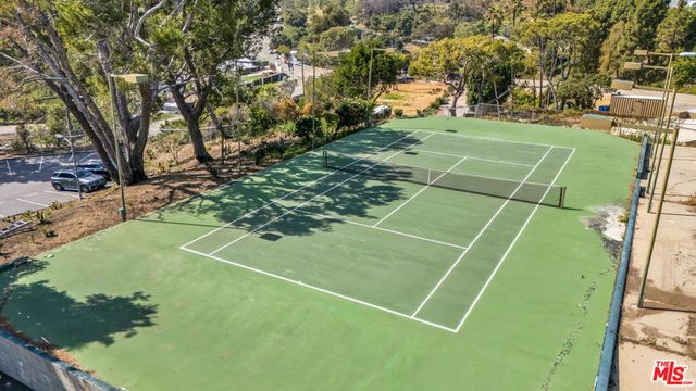17352 W Sunset Boulevard 606, Pacific Palisades, CA 90272