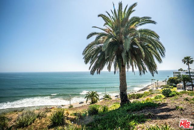 17352 W Sunset Boulevard 606, Pacific Palisades, CA 90272