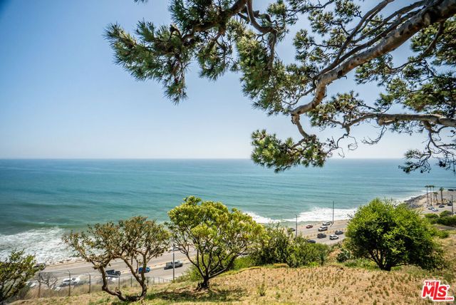 17352 W Sunset Boulevard 606, Pacific Palisades, CA 90272