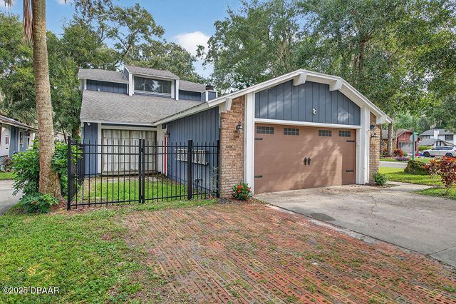 28 Baymeadow Court, Ormond Beach, FL 32174