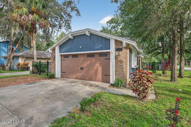 28 Baymeadow Court, Ormond Beach, FL 32174