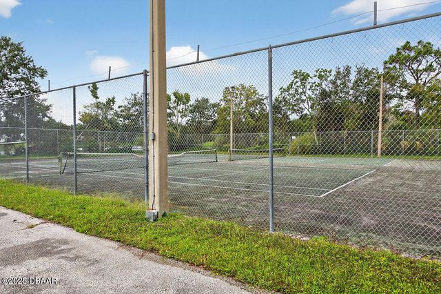 28 Baymeadow Court, Ormond Beach, FL 32174