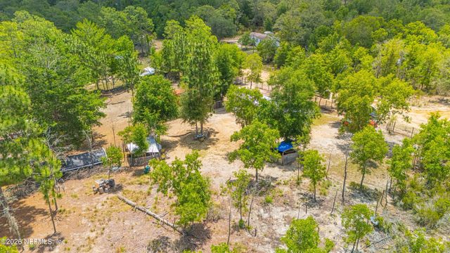 116 LONDON Avenue, Interlachen, FL 32148