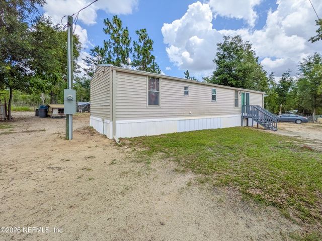 116 LONDON Avenue, Interlachen, FL 32148