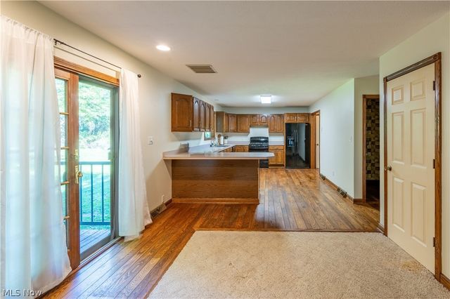 11590 Detwiler, Columbiana, OH 44408