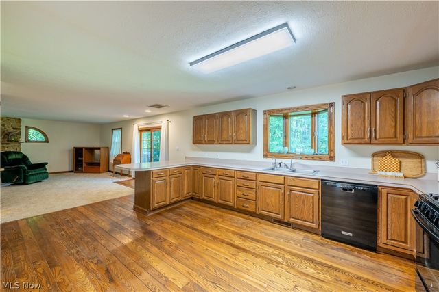 11590 Detwiler, Columbiana, OH 44408