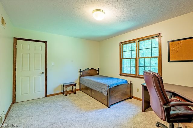 11590 Detwiler, Columbiana, OH 44408