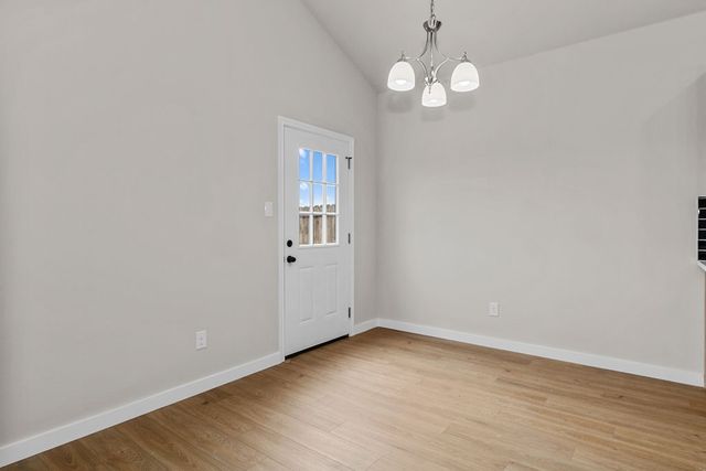 10516 Ruffin Drive, Fort Worth, TX 76131