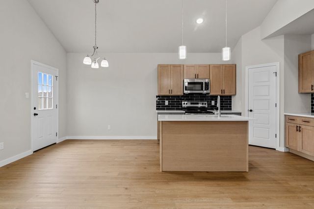 10516 Ruffin Drive, Fort Worth, TX 76131
