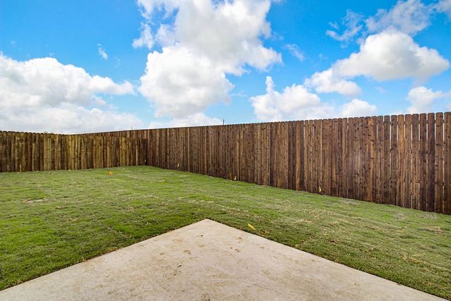 10516 Ruffin Drive, Fort Worth, TX 76131