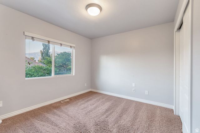 971 S KAYS DR, Kaysville, UT 84037
