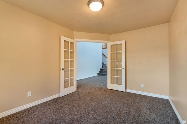 971 S KAYS DR, Kaysville, UT 84037