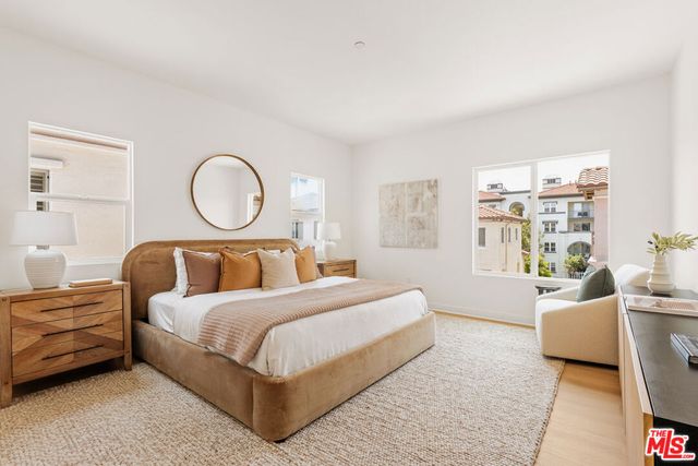 5736 S Celedon, Playa Vista, CA 90094
