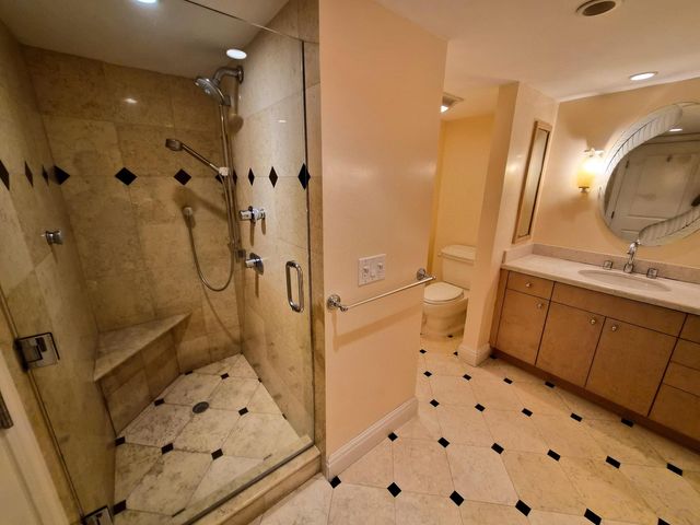 19667 Turnberry Way 4J, Aventura, FL 33180