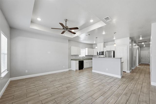 2207 Henry Street, Greenville, TX 75401