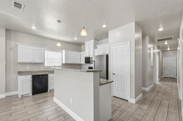 2207 Henry Street, Greenville, TX 75401