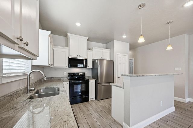 2207 Henry Street, Greenville, TX 75401