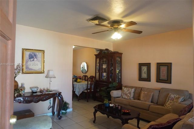 2660 SW 36th Ave, Miami, FL 33133