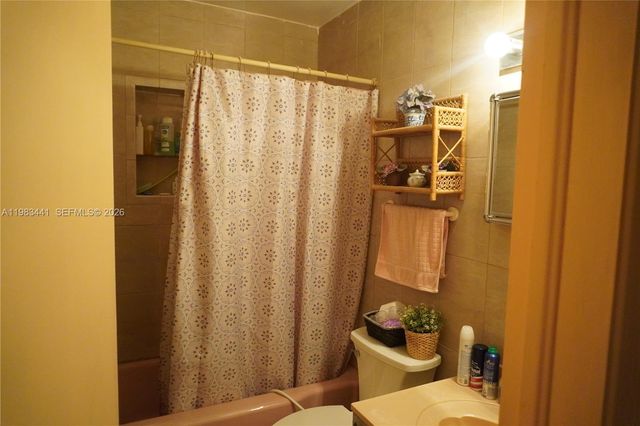 2660 SW 36th Ave, Miami, FL 33133