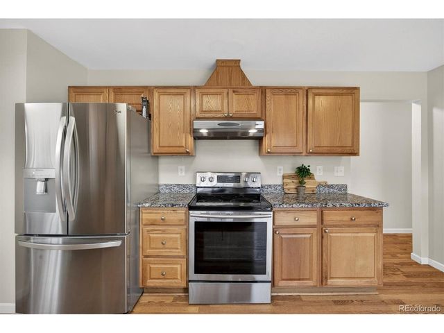 7022 S Glencoe Ct, Centennial, CO 80122