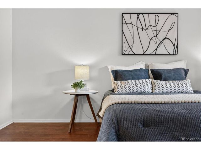 7022 S Glencoe Ct, Centennial, CO 80122