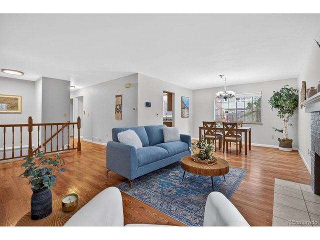 7022 S Glencoe Ct, Centennial, CO 80122