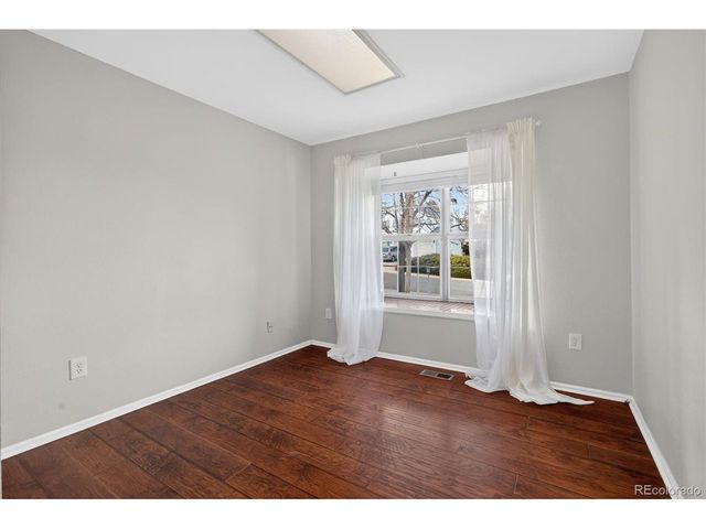 7022 S Glencoe Ct, Centennial, CO 80122