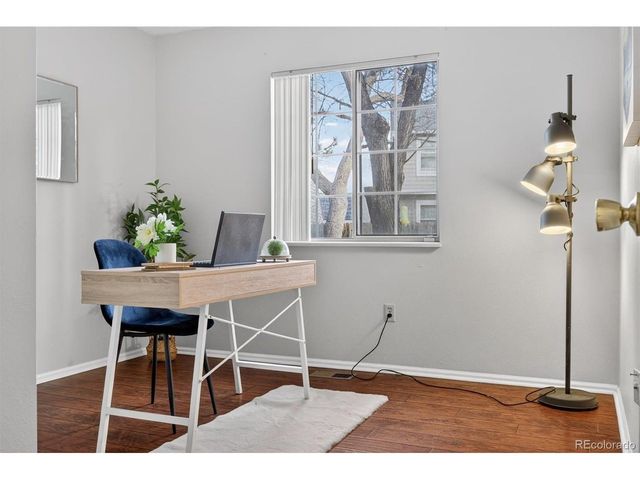 7022 S Glencoe Ct, Centennial, CO 80122