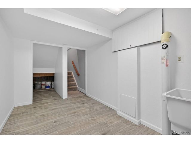 7022 S Glencoe Ct, Centennial, CO 80122