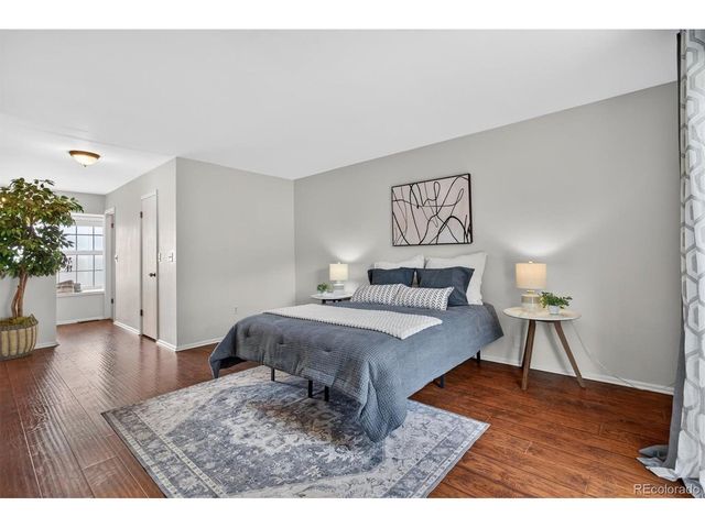 7022 S Glencoe Ct, Centennial, CO 80122