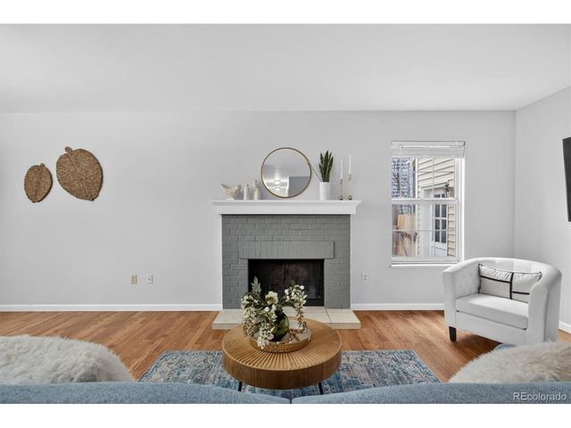 7022 S Glencoe Ct, Centennial, CO 80122