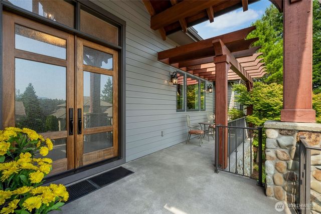 1520 NW Lacamas Drive, Camas, WA 98607