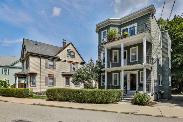 238 Poplar St 2, Boston, MA 02131