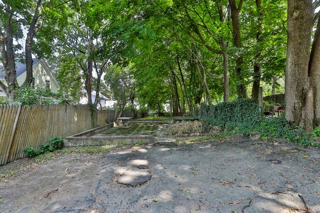 238 Poplar St 2, Boston, MA 02131