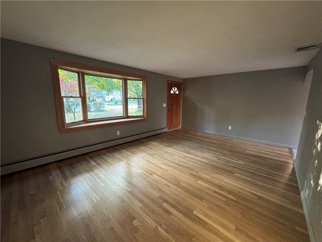 480 Boston Neck Road, North Kingstown, RI 02852