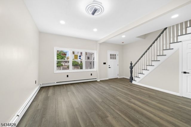 148 Martin St, Paterson City, NJ 07501