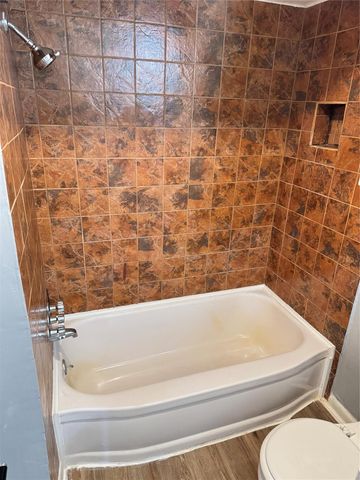 2611 Marilee Lane 2, Houston, TX 77057