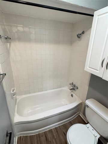 2611 Marilee Lane 2, Houston, TX 77057