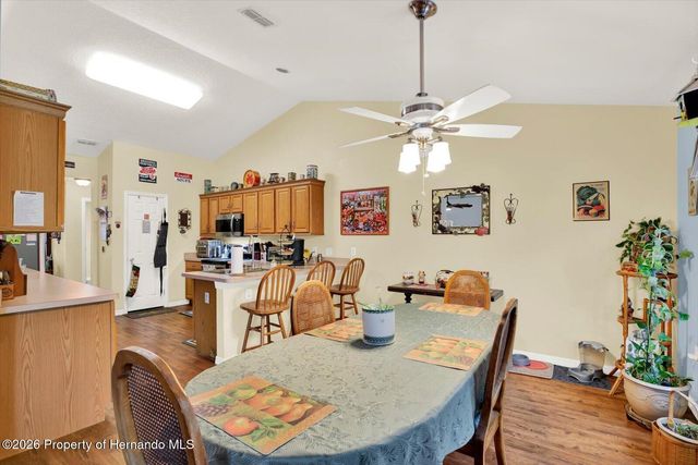 9086 Manchester Street, Spring Hill, FL 34606