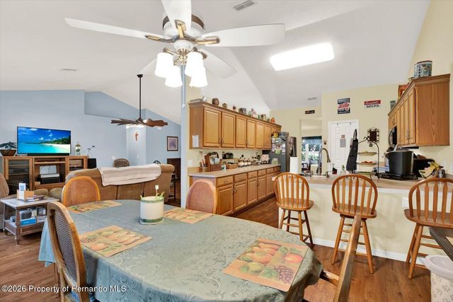 9086 Manchester Street, Spring Hill, FL 34606