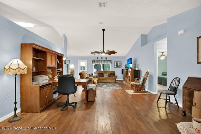 9086 Manchester Street, Spring Hill, FL 34606